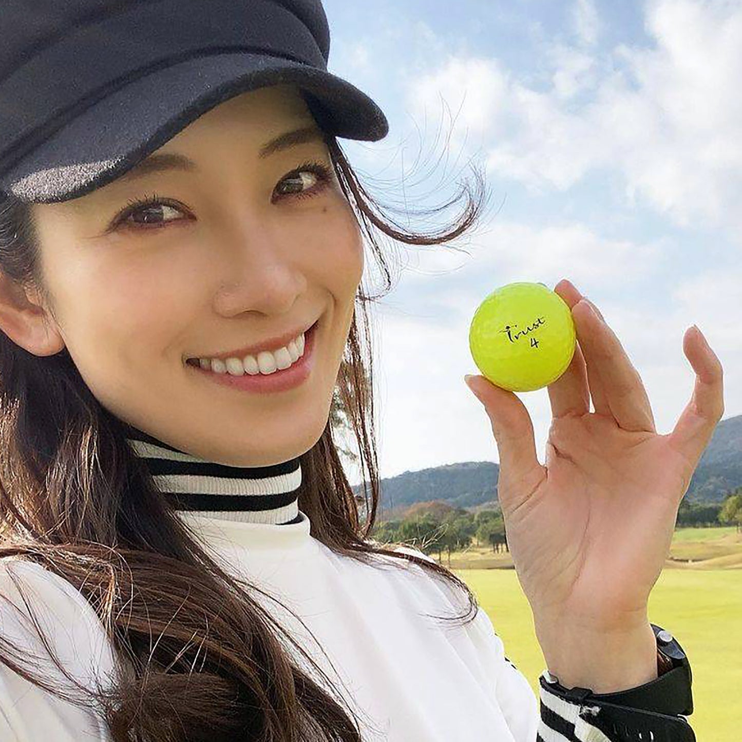 Trust Golfbälle Aurora Gelb - Auffällige Golfbälle, Kristall-Urethan, 12 Bälle