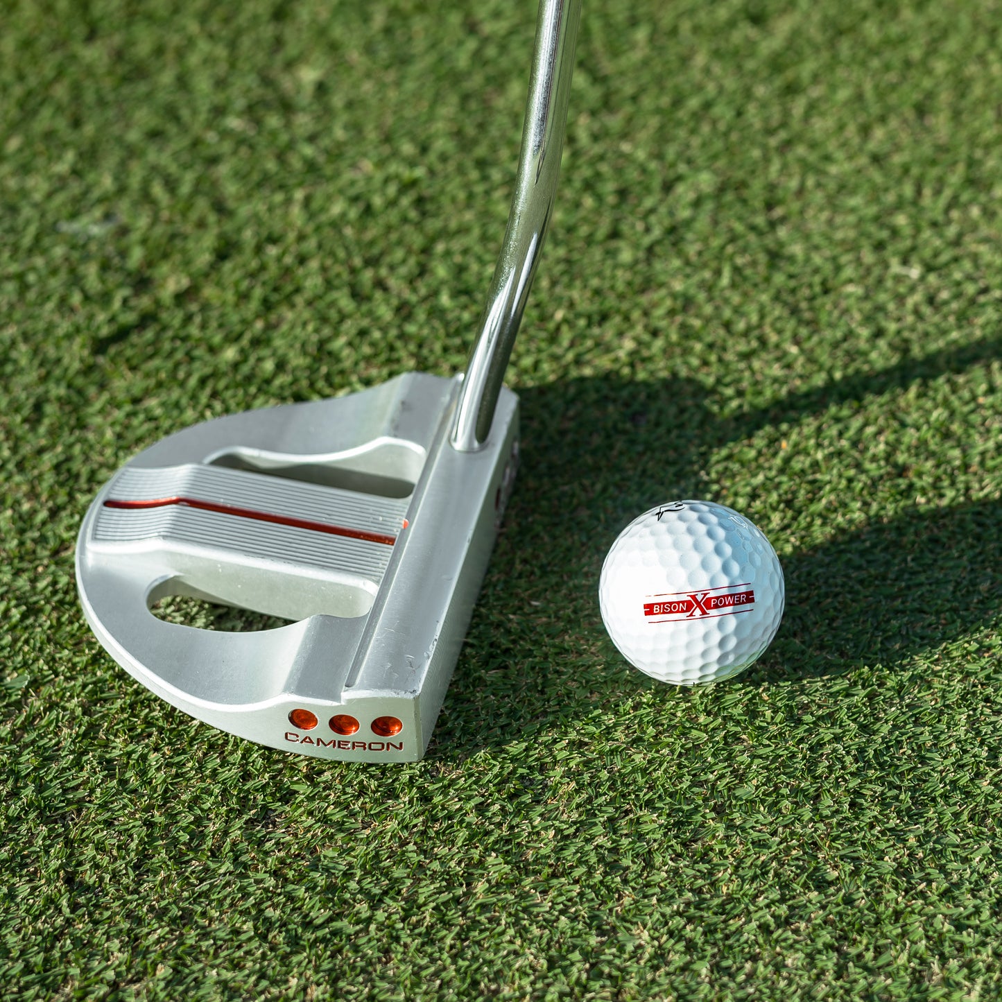 Trust Golfbälle Bison X Power - Für ambitionierte Golfer: Extreme Weite ab 169 km/h, 48 Bälle